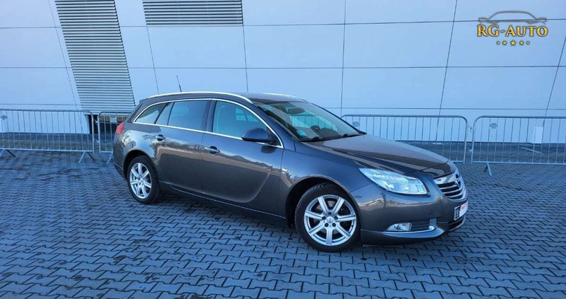 Opel Insignia cena 23900 przebieg: 238000, rok produkcji 2010 z Ciechocinek małe 667